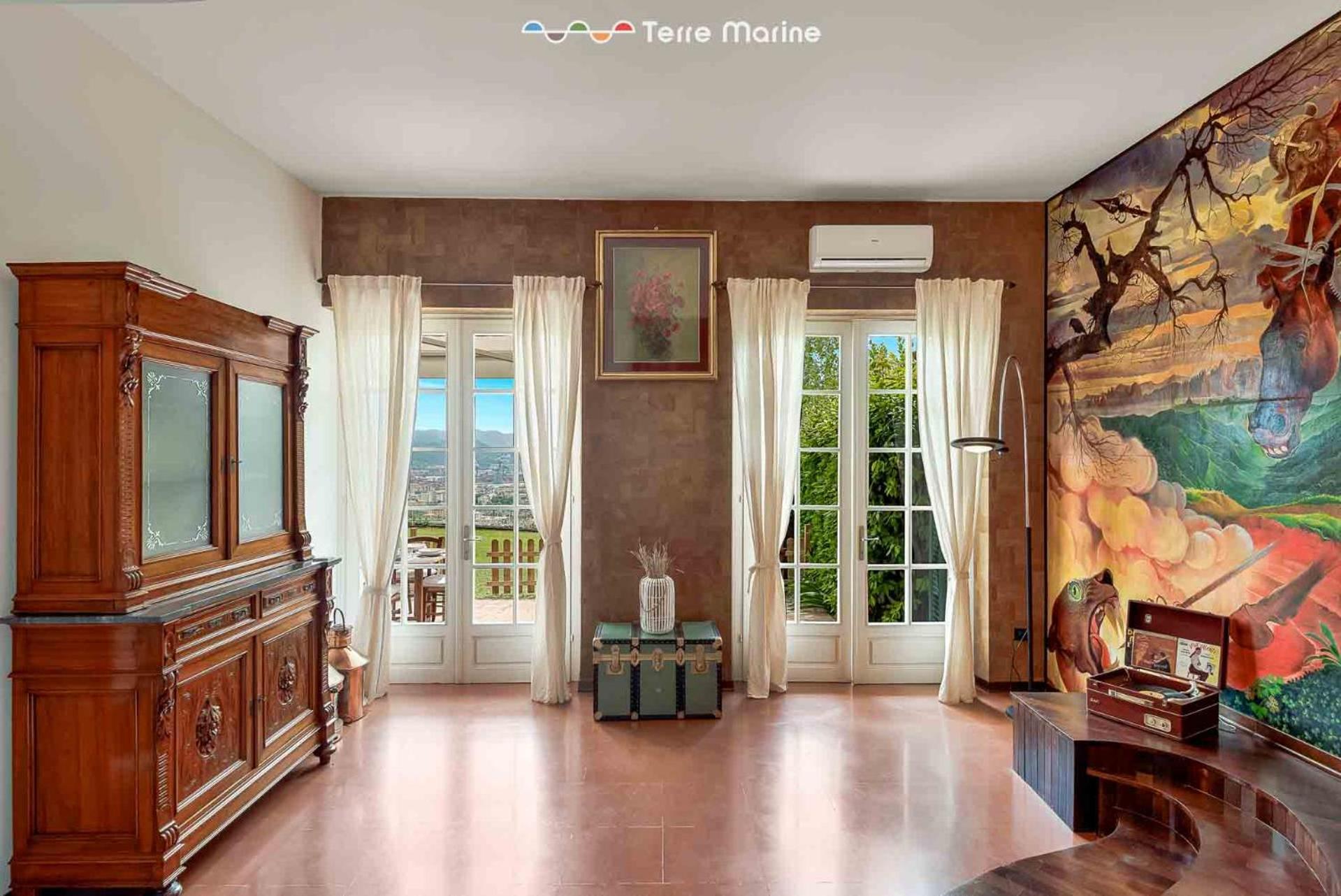Appartamento Ai Colli 136, Terre Marine *